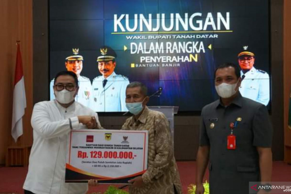 60 KK perantau Tanah Datar di Kalimantan Selatan terima bantuan Rp129 juta rupiah