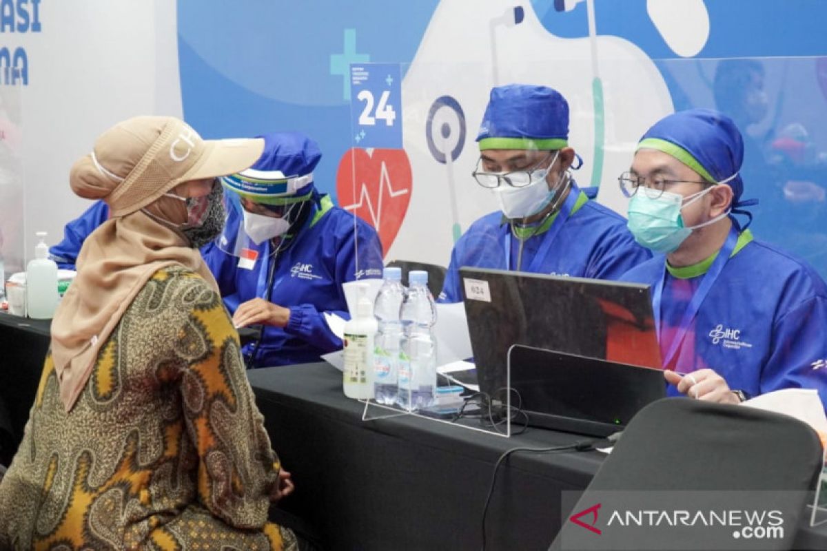 Pegadaian sukseskan program vaksinasi lansia untuk Indonesia Sehat