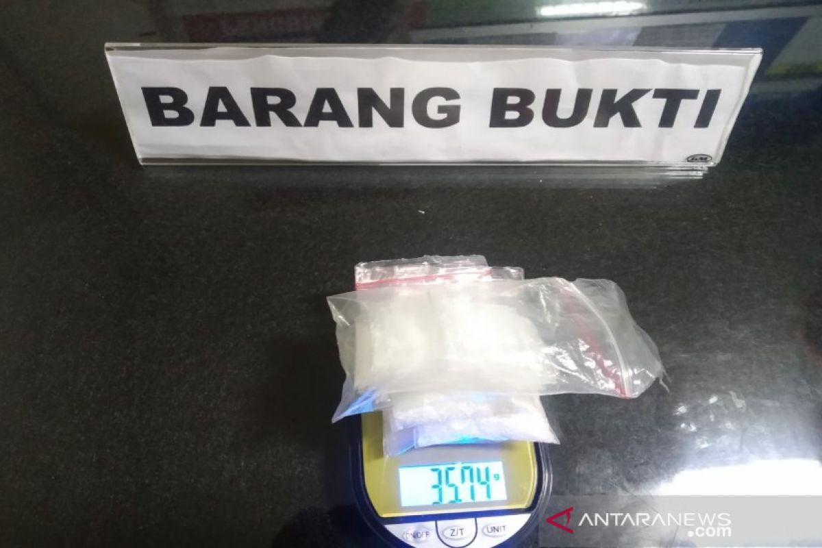 Polda Sultra tangkap pengedar sabu diduga jaringan Lapas Kendari