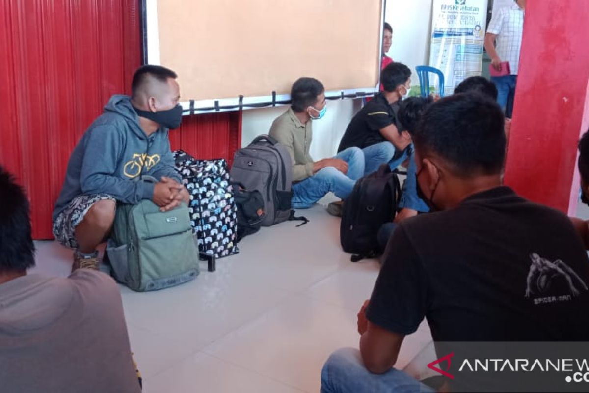 Polisi gerebek rumah penampungan TKI ilegal