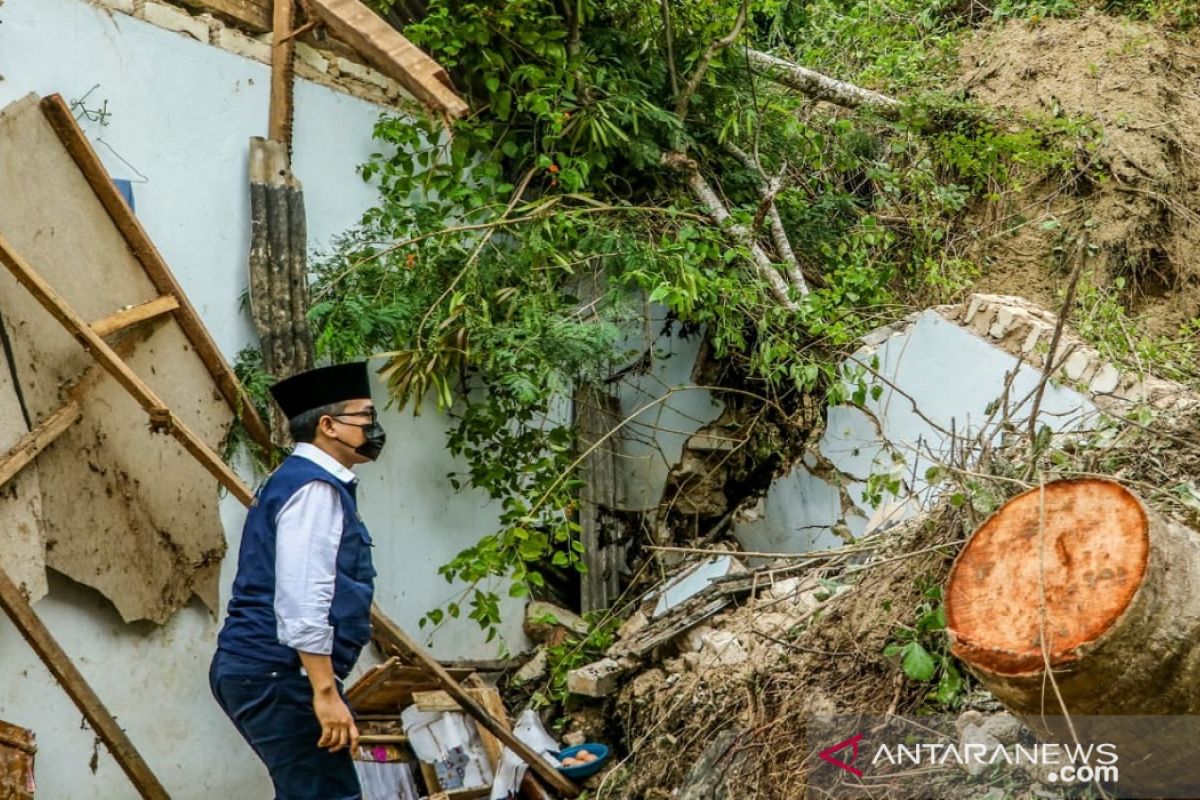 ASN Pamekasan relakan tunjangan tambahan  dialihkan untuk  penanganan COVID-19