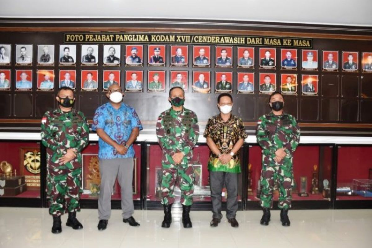Pangdam XVII/Cenderawasih terima kunjungan Ketua DETIKDA Papua