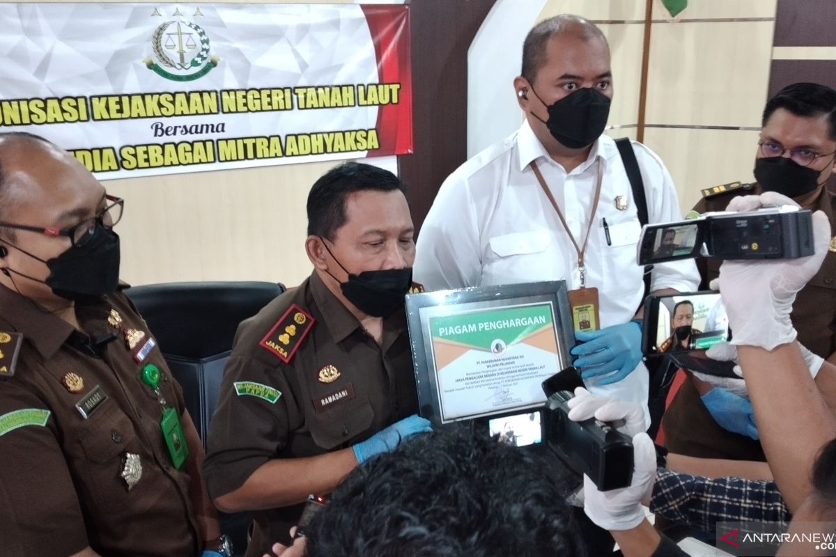 Kejari Tanah Laut selamatkan uang negara Rp30 miliar