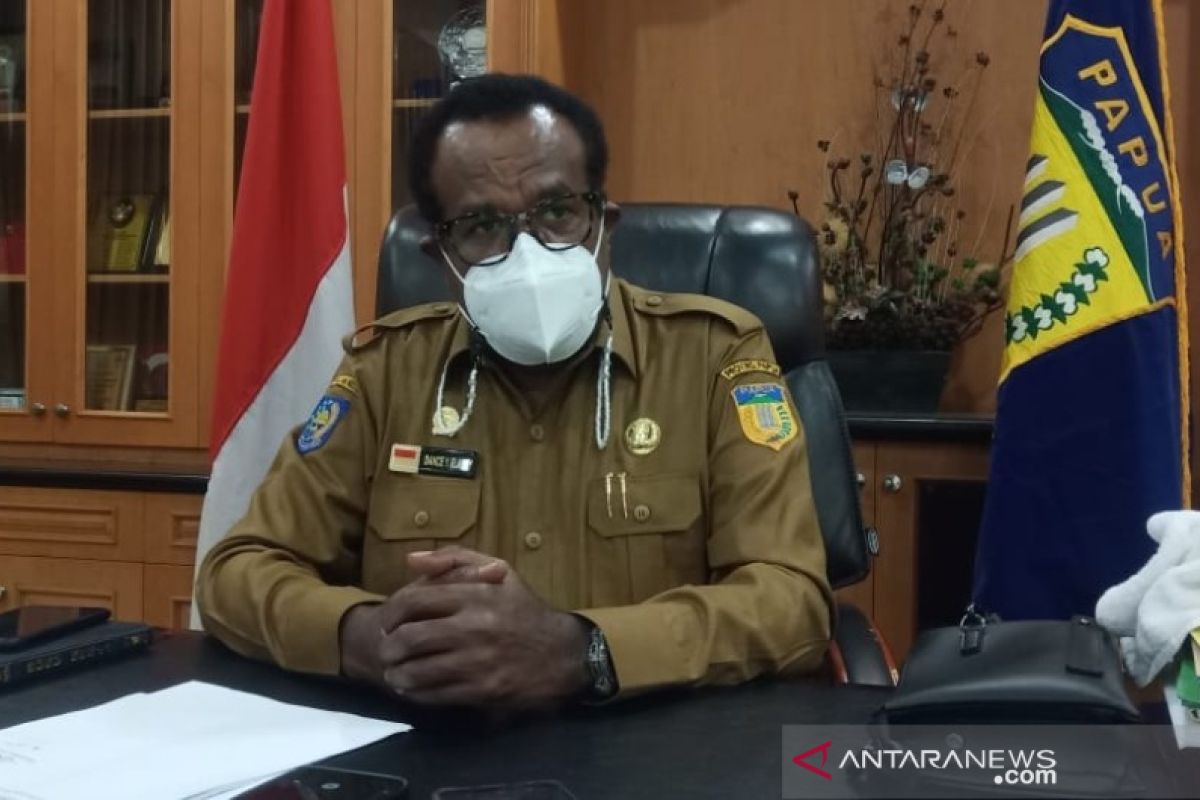 Papua needs people who can work outside the box: official