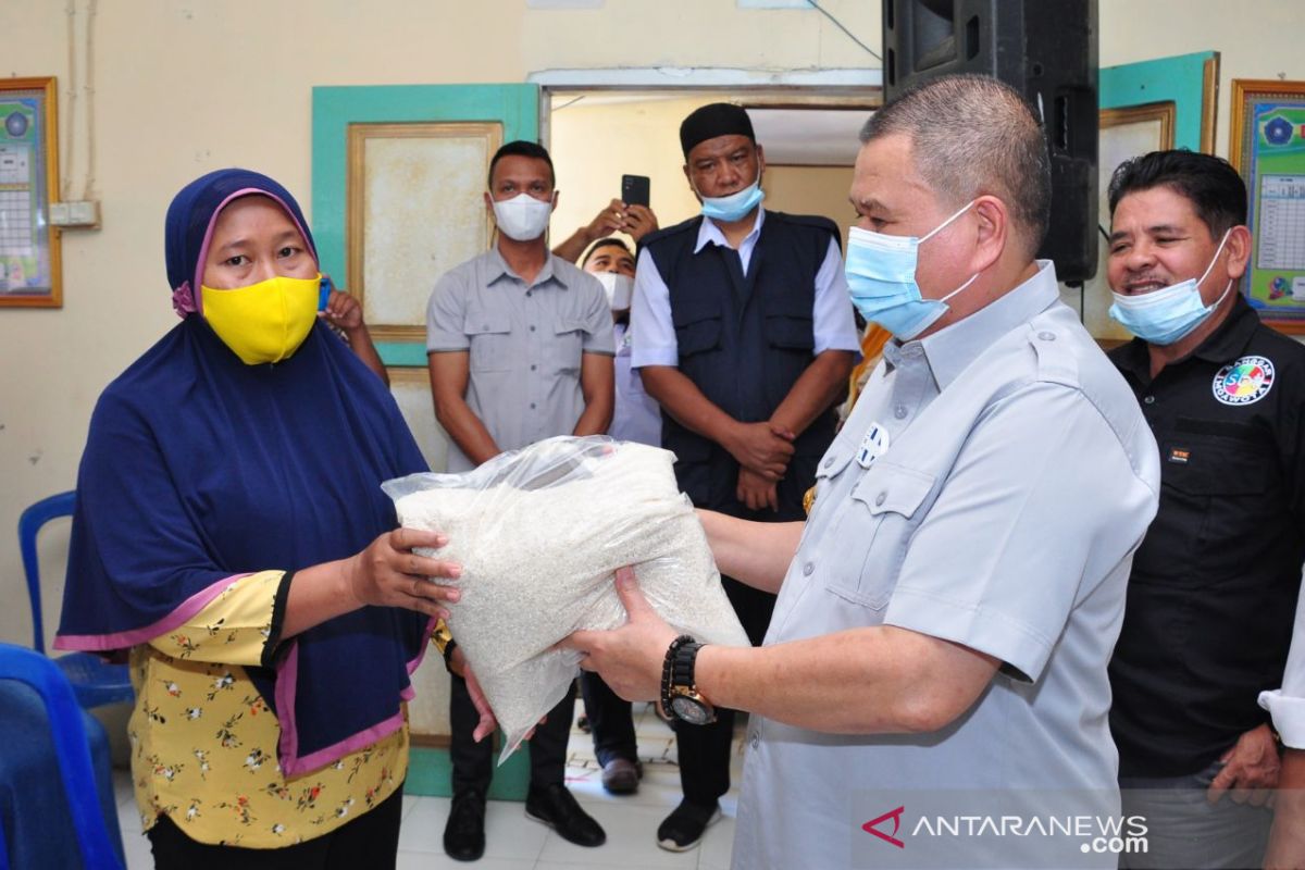 Pemprov Gorontalo salurkan bantuan terdampak banjir di Gorontalo Utara