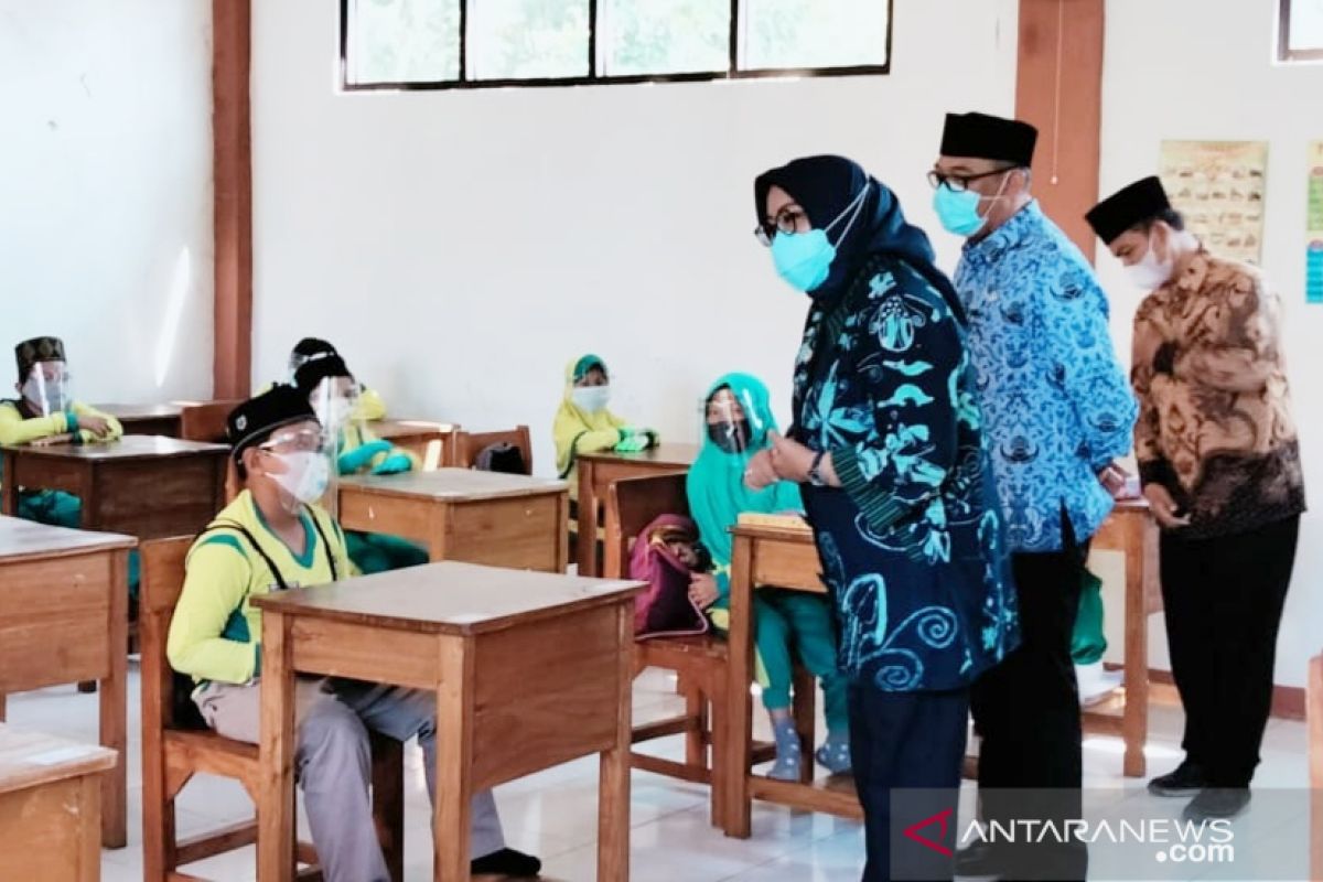 Belum ada kasus COVID-19 di sekolah Bogor selama gelar PTM