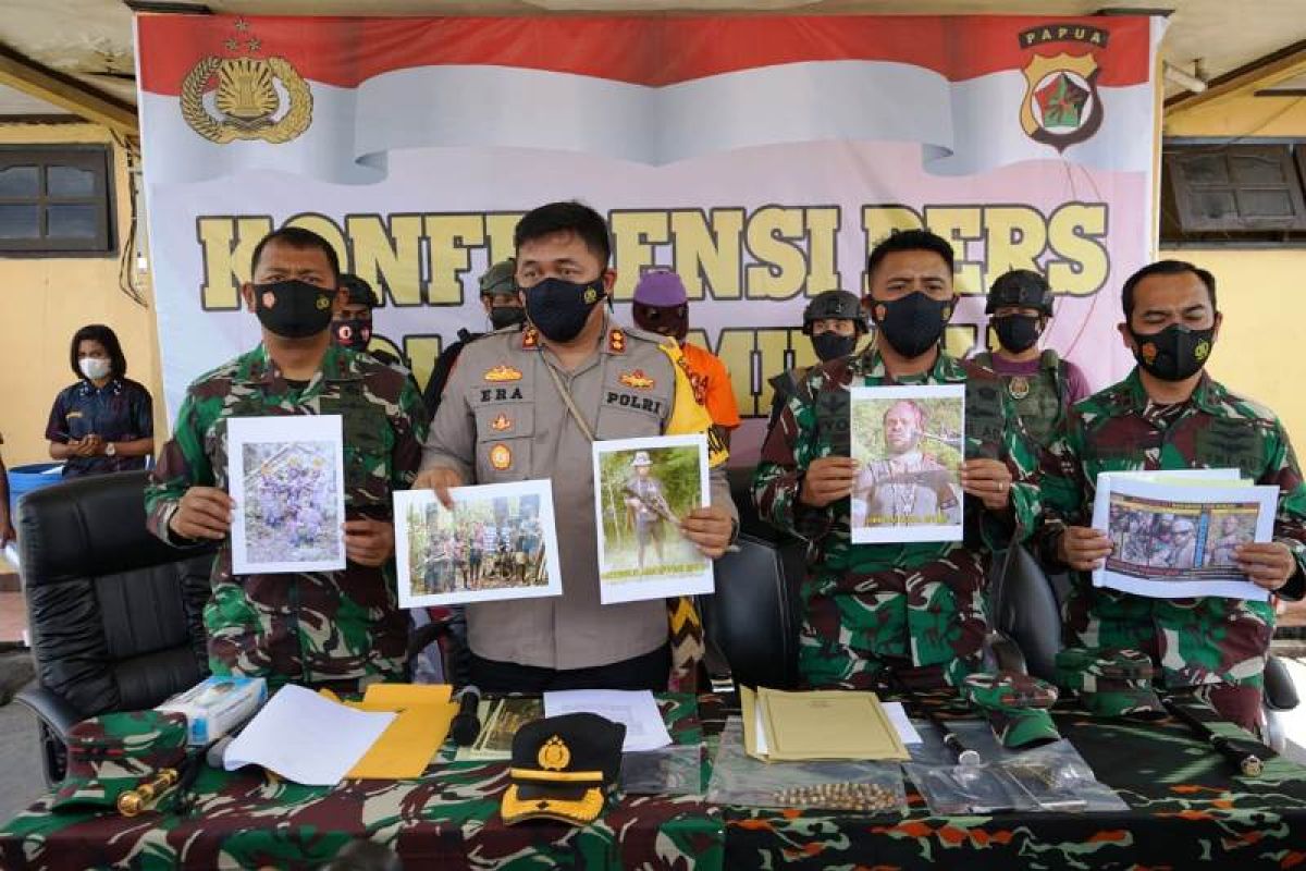 Satgas Nemangkawi tangkap empat anggota KKB
