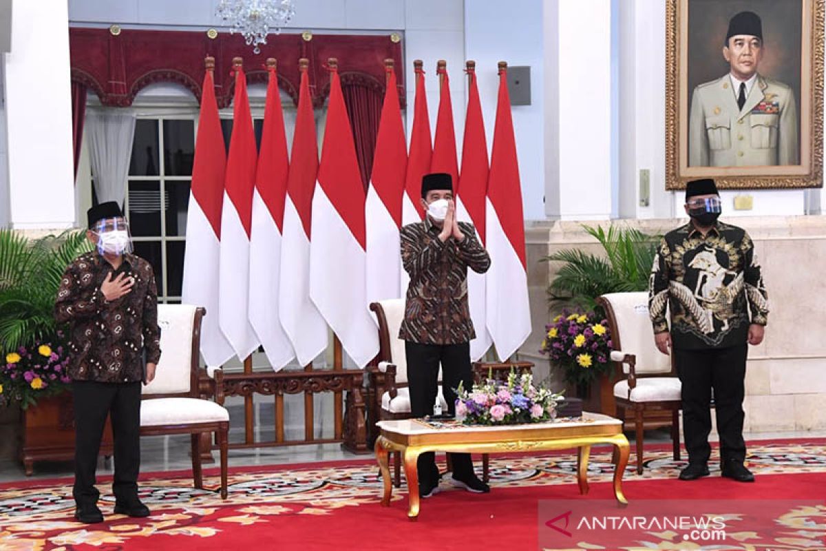 Khofifah: Jatim berbahagia Jokowi berbatik Madura buka kongres HMI