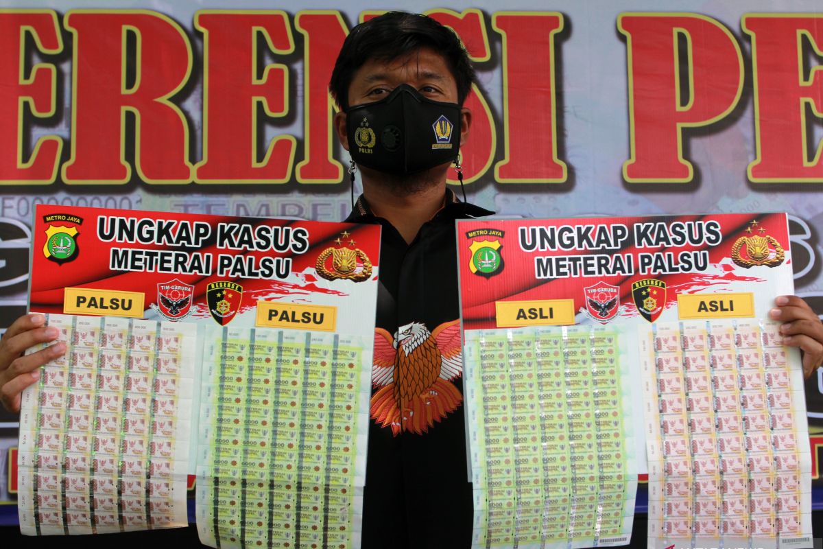 Penjual materai palsu di Bengkulu terancam 7 tahun penjara