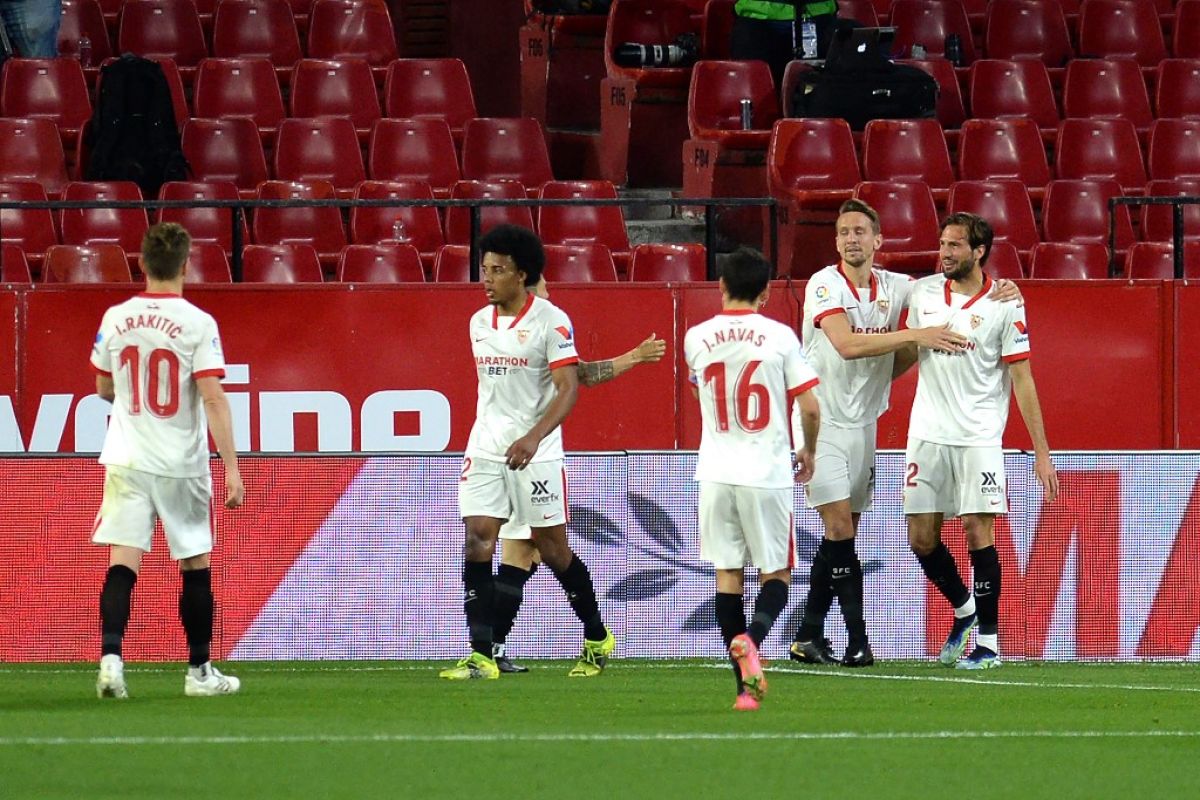 En Nesyri bawa Sevilla tempel Madrid usai kalahkan Elche 2-0