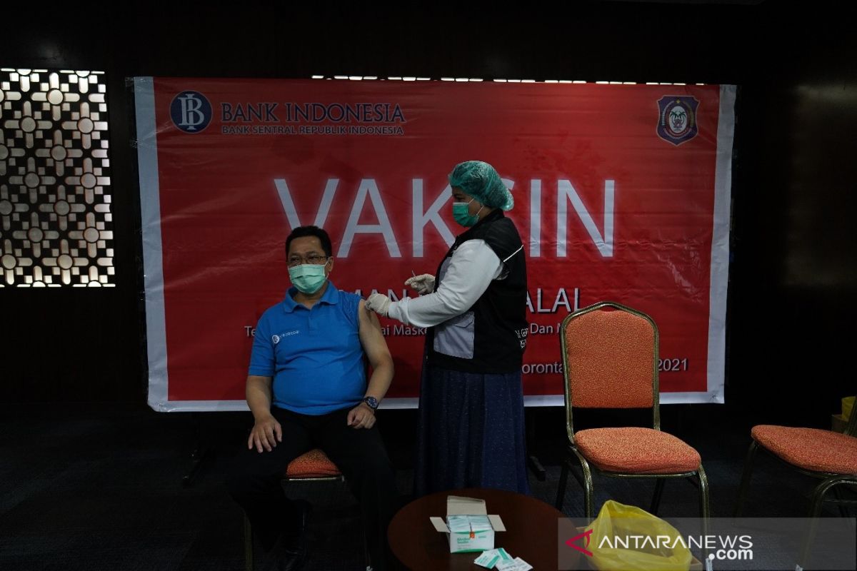 BI gandeng Dinkes Gorontalo lakukan vaksinasi COVID-19 kepada pegawai