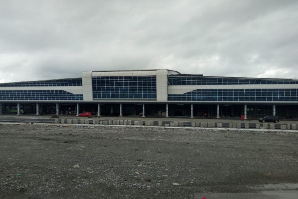 Pengoperasian Terminal penumpang Bandara Timika diundur Mei