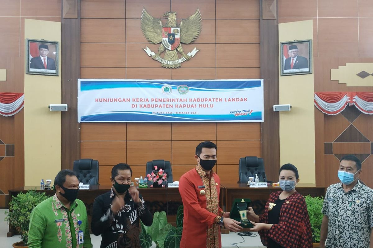 Landak dan Kapuas Hulu bahas arahan presiden terkait reformasi birokrasi