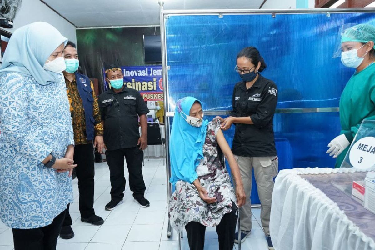 Pemkab Banyuwangi jemput bola untuk vaksinasi COVID-19 lansia dan disabilitas