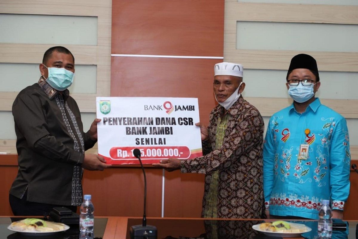 Bupati Bungo serahkan bantuan CSR Bank 9 Jambi untuk masjid