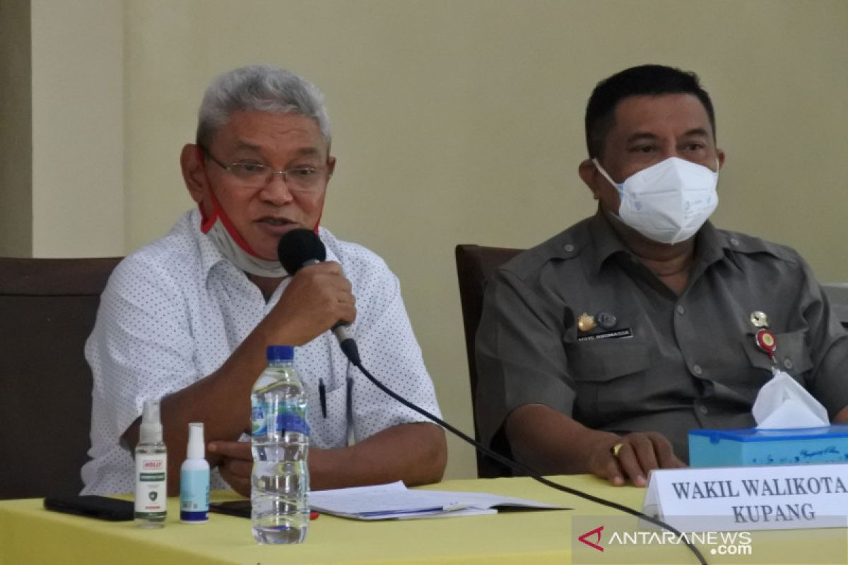 Pemkot Kupang terus gelar operasi penegakan prokes COVID-19