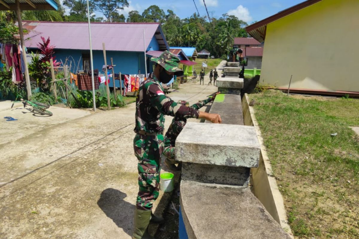 Satgas TMMD peduli terhadap sarana pendidikan Suka Ramai