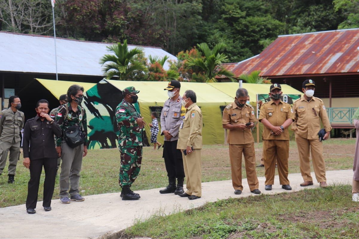 Satgas TMMD ke-110 Kodim 1206/PSB tukar pemahaman bersama Pemdes