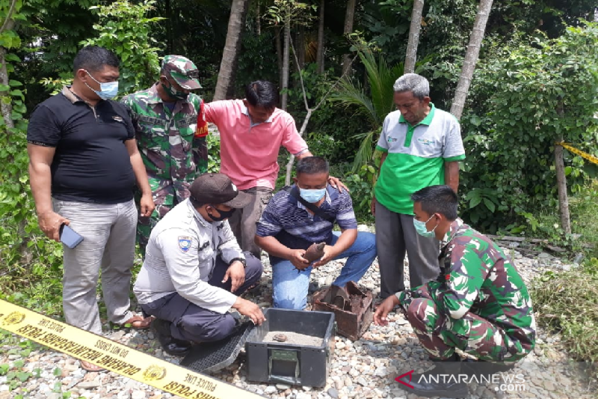 Warga Aceh Besar temukan benda diduga mortir aktif buatan Pindad