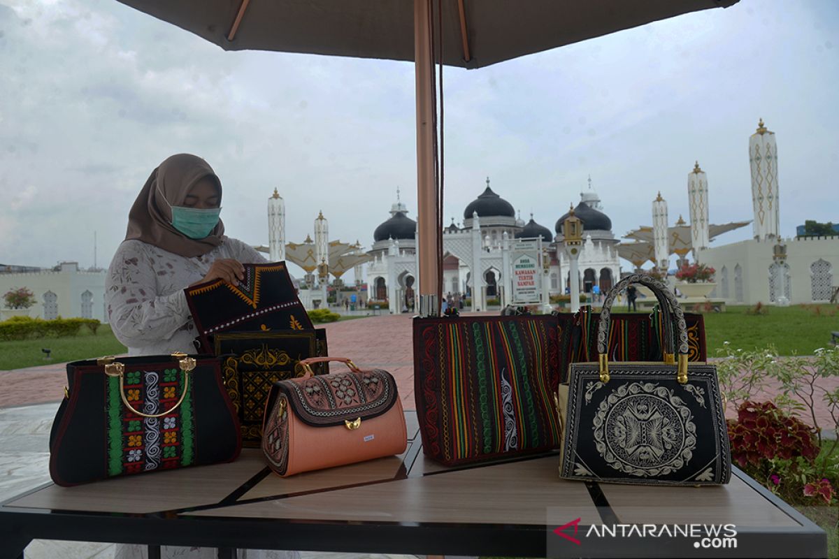 Keberadaan Galeri Suvenir di Masjid Raya Baiturrahman