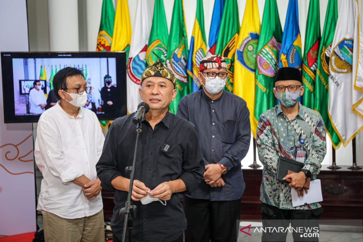 Menkop UKM ajak masyarakat beli produk lokal unggulan Jawa Barat