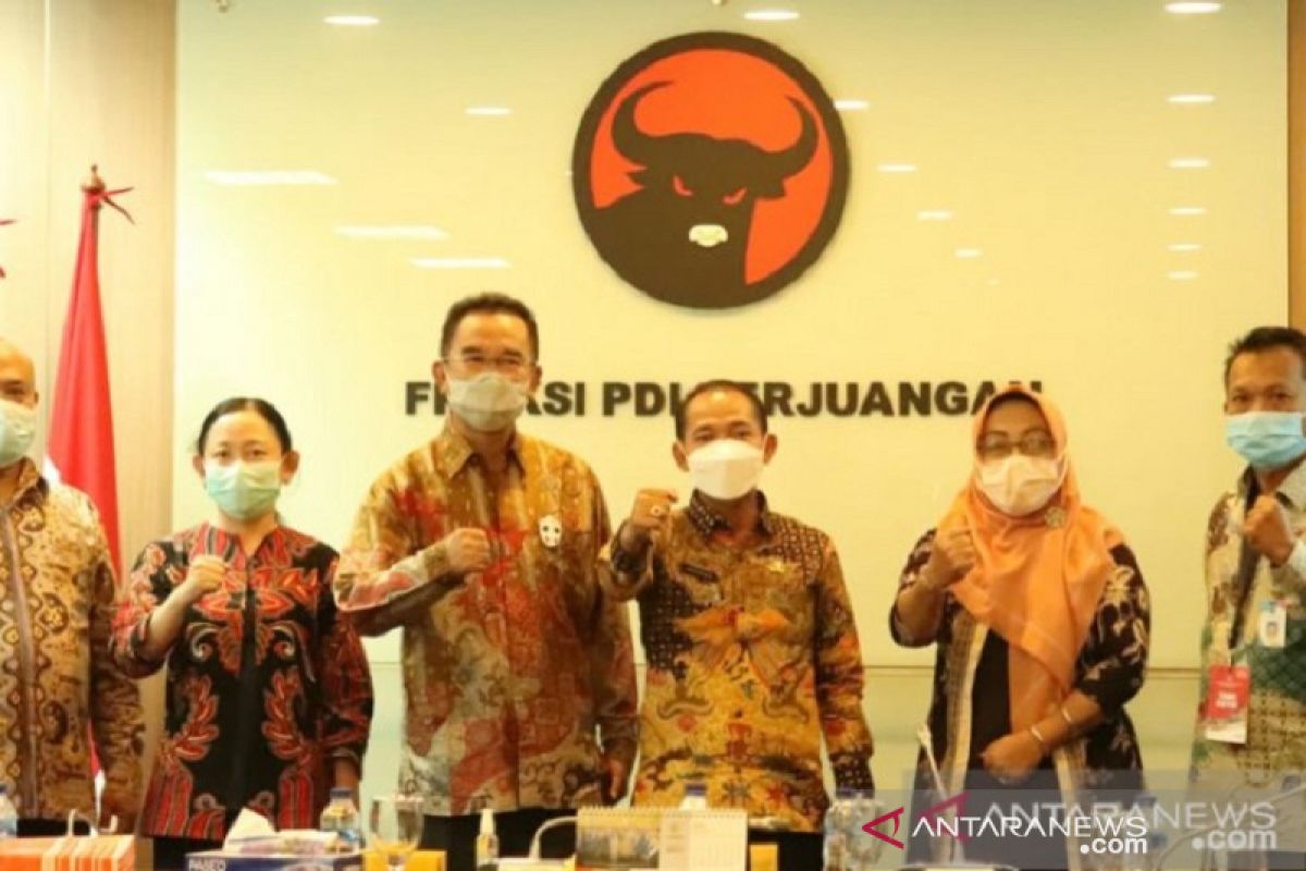 Bupati Bangka minta parpol tertib administrasi bantuan keuangan