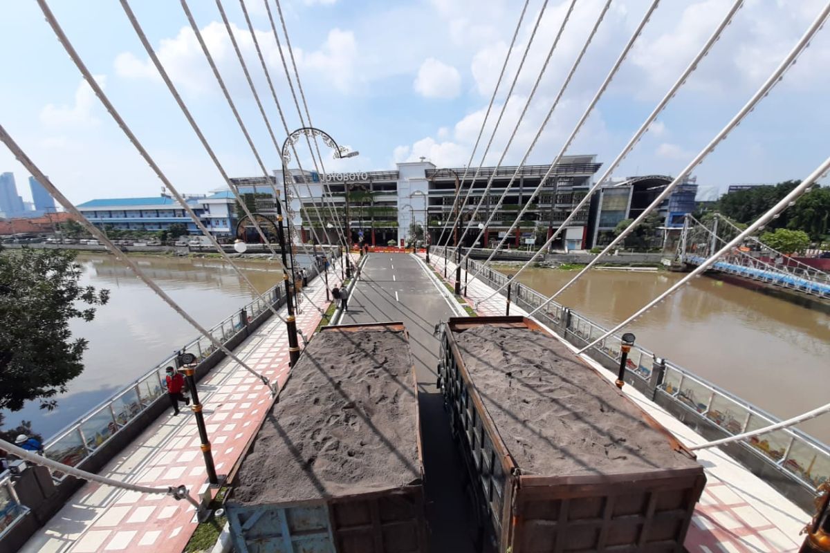 Jembatan Joyoboyo Surabaya diminta diuji coba lagi