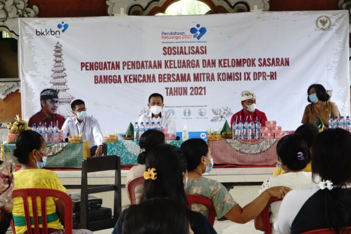 BKKBN Bali kerahkan 7.437 kader pendataan keluarga 2021