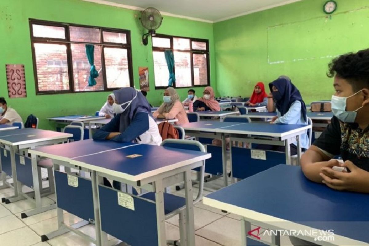 Kota Bekasi izinkan 110 sekolah gelar belajar tatap muka