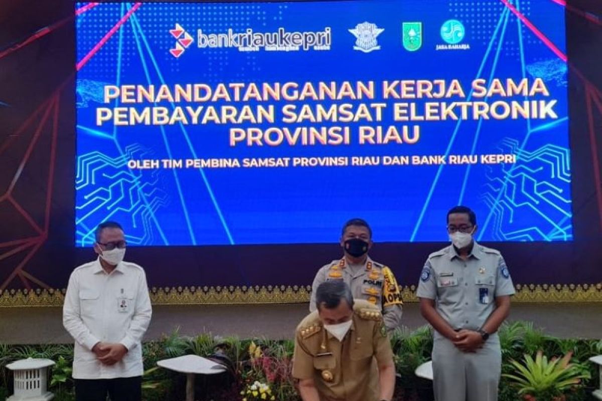 Mudahkan pembayaran pajak kendaraan, Bank Riau buka layanan E-Channel