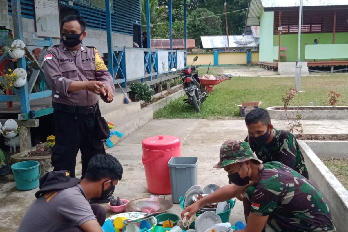 Kokohnya kebersamaan TNI dan Polri dalam pelaksanaan TMMD Kodim 1206/PSB