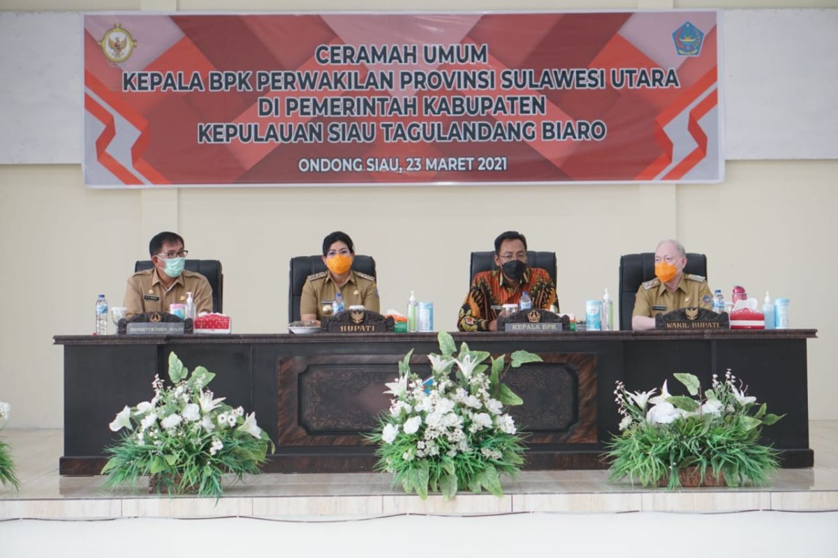 Kunjungi Sitaro BPK Perwakilan Provinsi Sulut Adakan Ceramah Umum