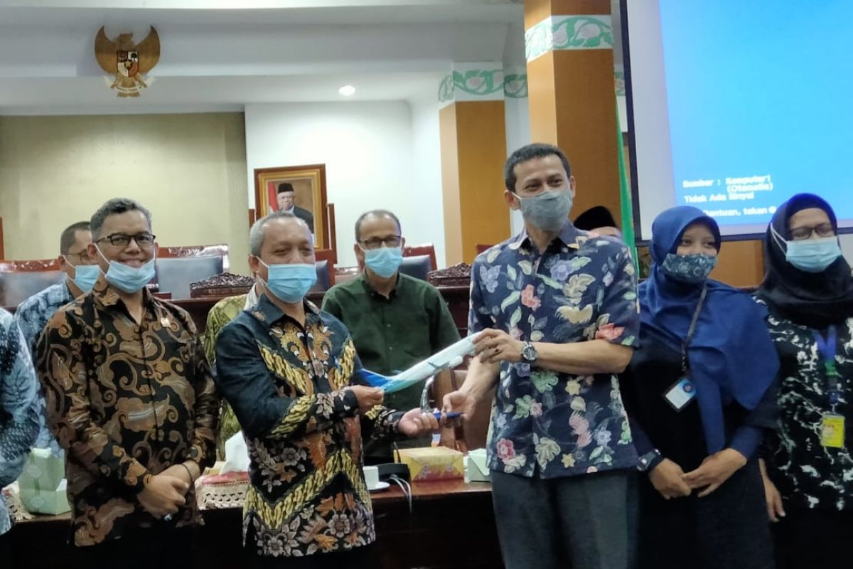 Legislator dorong maskapai Garuda Indonesia promosikan produk Kalbar