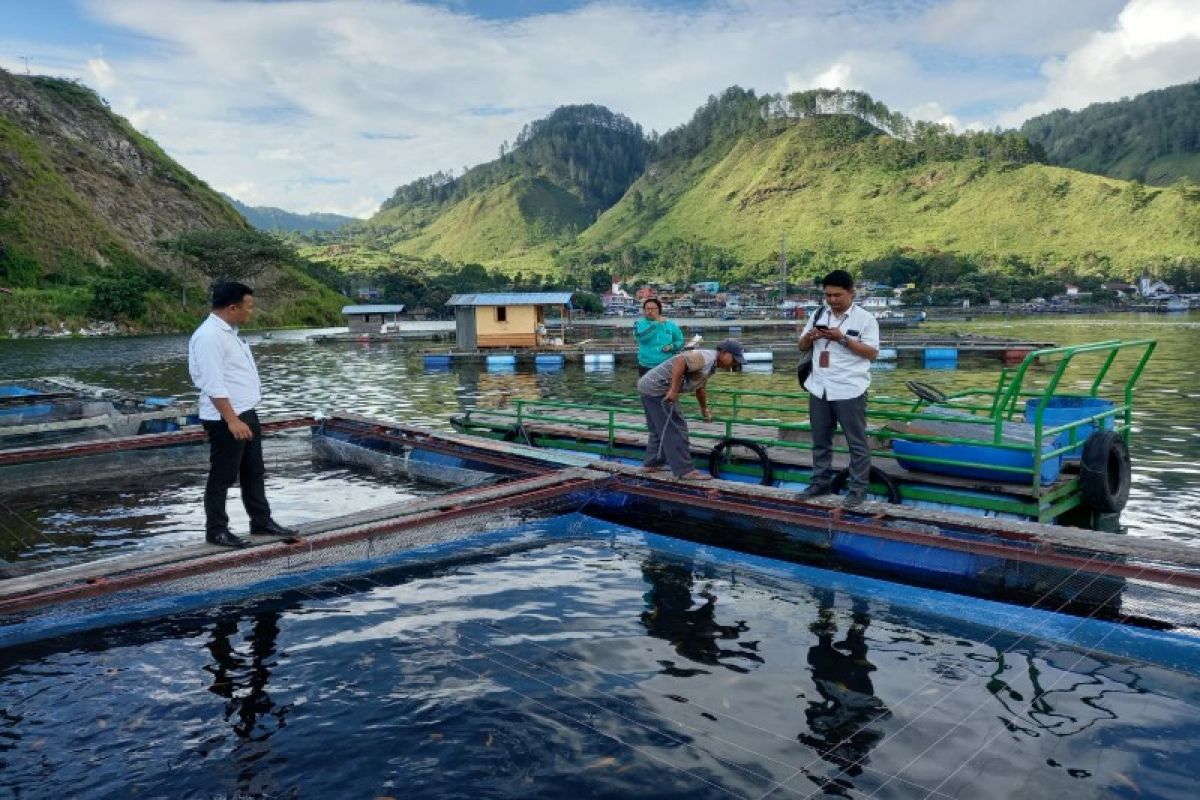 BRI kucurkan kredit untuk petani keramba jala apung  di Sumut