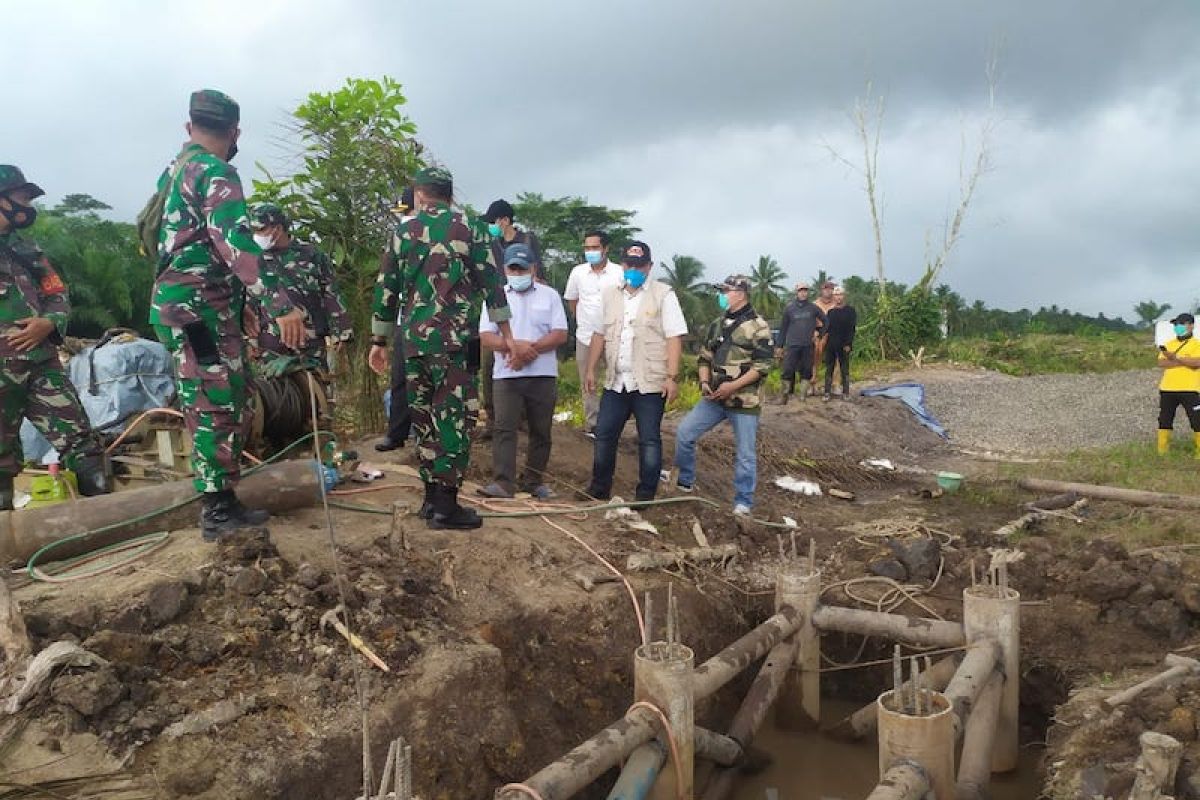 Dukung TMMD, Pembak Musi Banyuasin kucurkan Rp14,9 miliar untuk  bangun jalan dan jembatan