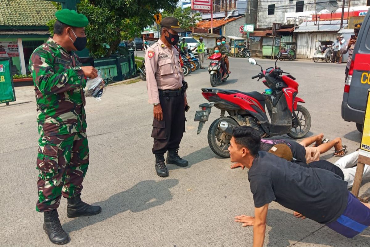 Satgas COVID-19 Kabupaten  Tangerang tindak tegas pelanggar prokes masa PPKM