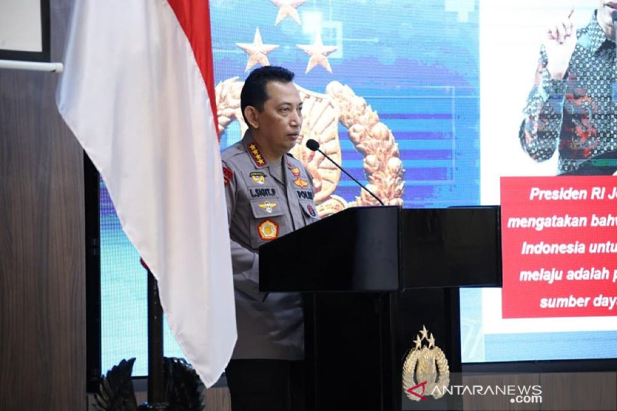 Kapolri tekankan pemanfaatan teknologi bagi jajaran SDM Polri