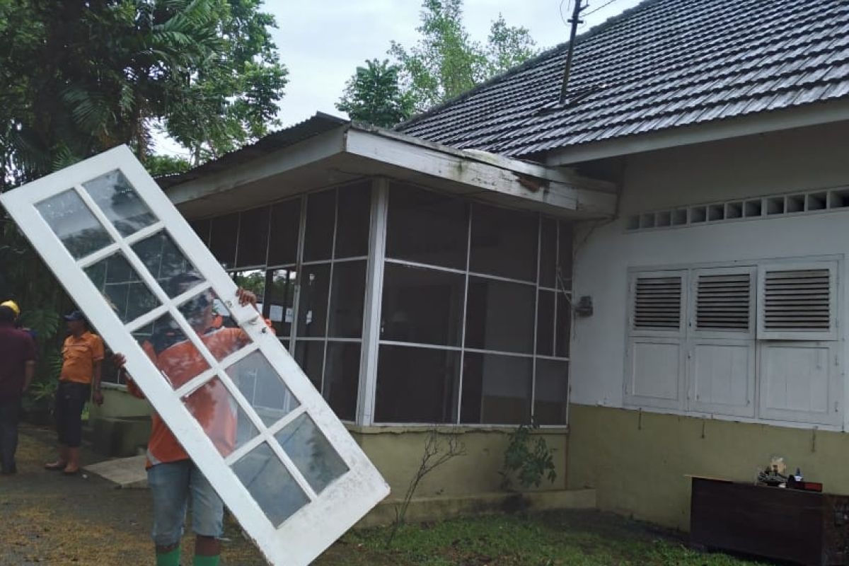 USU kosongkan rumah dinas yang ditempati keturunan alm Prof TMHL Tobing