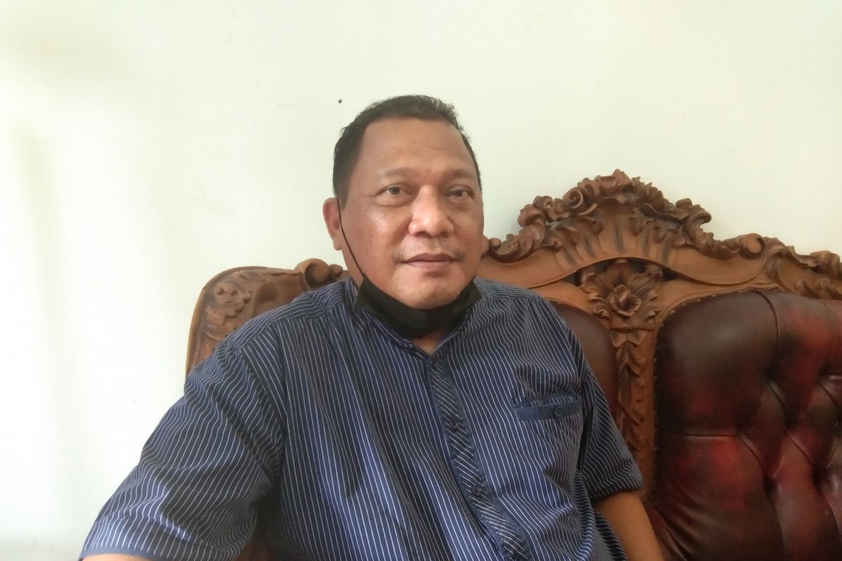 Subakhi minta pemkot tambah fasilitas Pasar Pondok Mangga