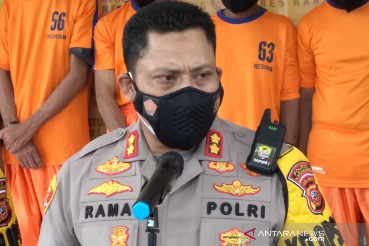 Pegawai minimarket gondol uang  dari brankas tempat kerjanya diringkus polisi