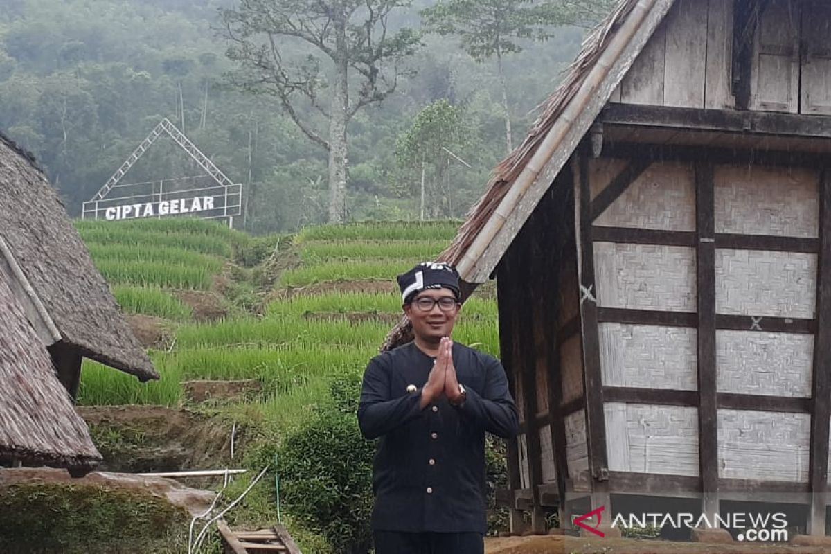 Gubernur Jabar kagum dengan teknologi yang dikembangkan warga Ciptagelar