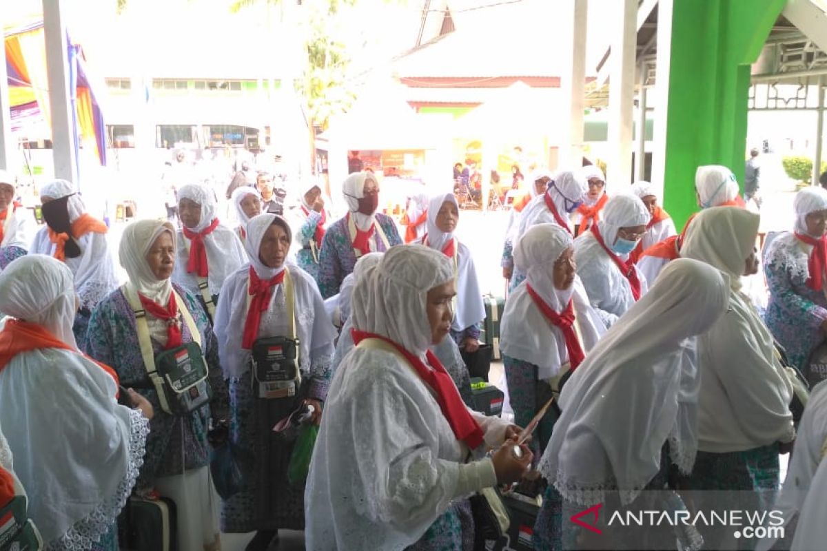 Kemenag Provinsi Jambi melengkapi dokumen pendukung jamaah calon haji
