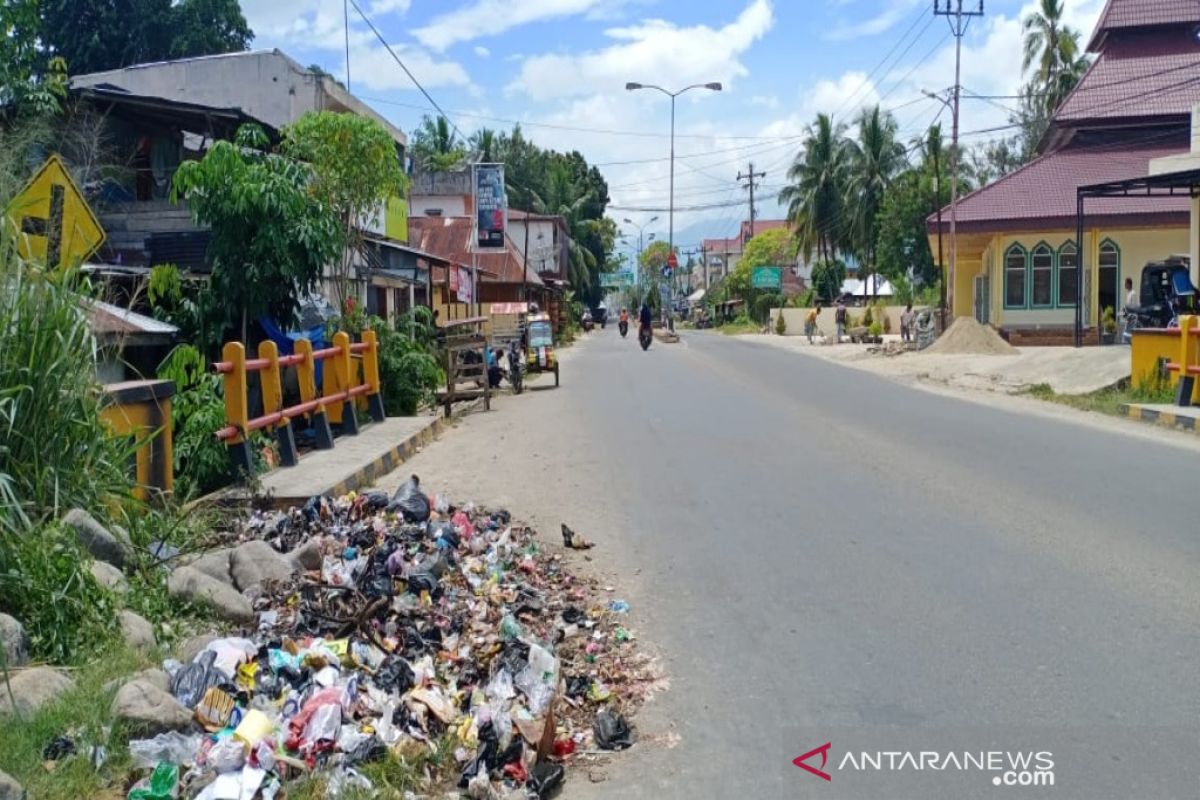 DPRD Madina desak pemkab atasi kesemrawutan Kota Panyabungan