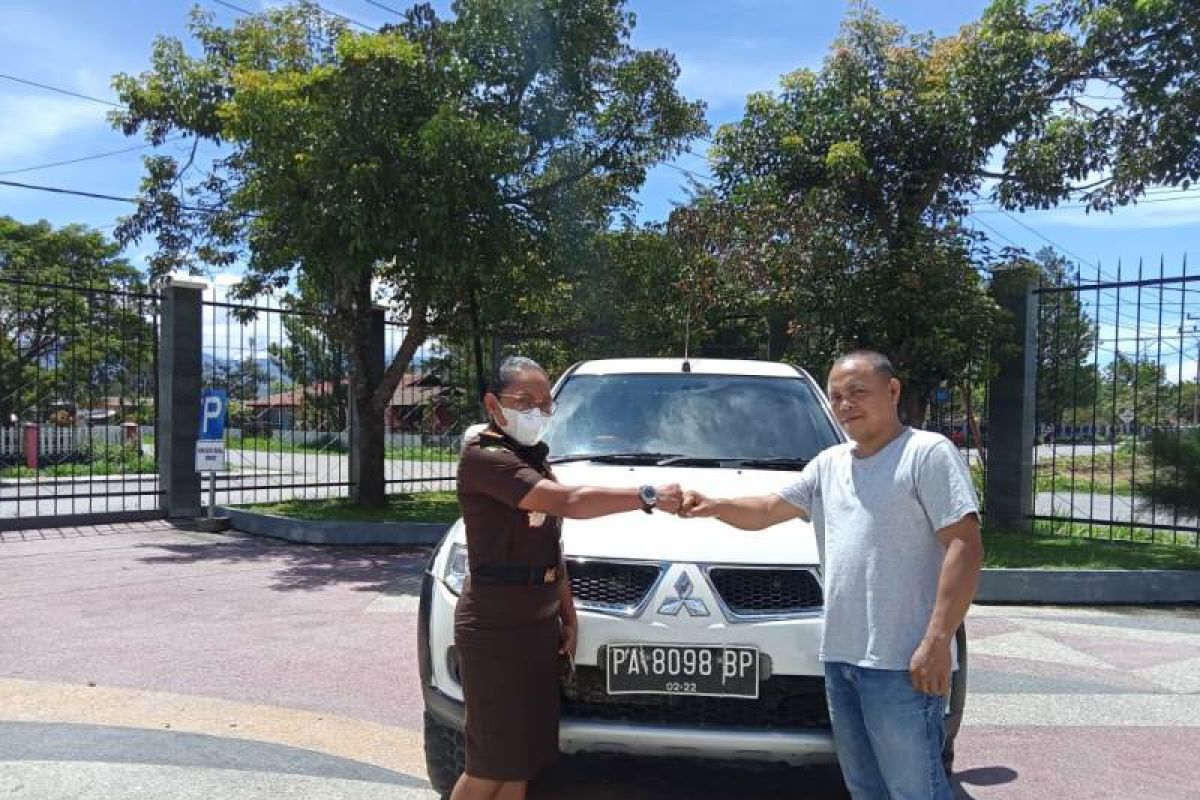 Kejaksaan Jayawijaya amankan satu mobil pajero aset Pemkab Tolikara
