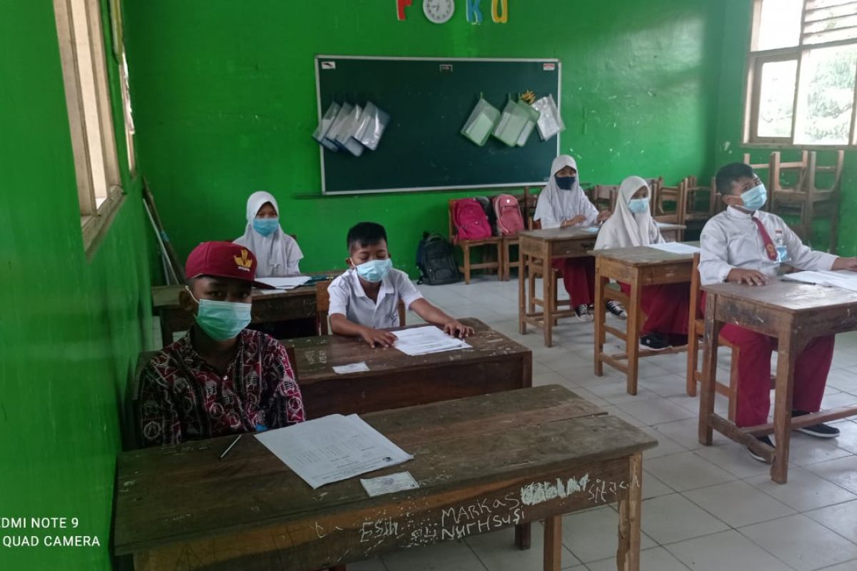Pelaksanaan ujian SD di Kabupaten Lebak lancar