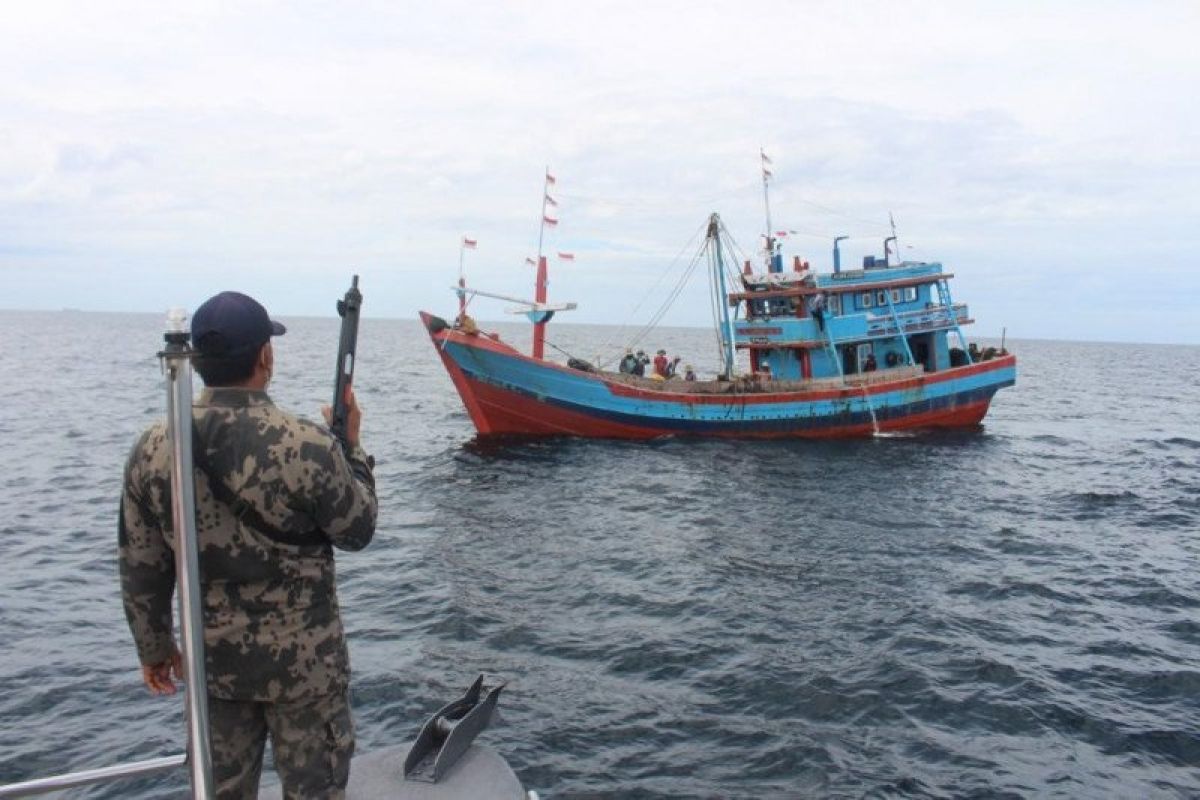 KKP berhasil menangkap lebih 50 kapal pelanggar regulasi selama triwulan I 2021