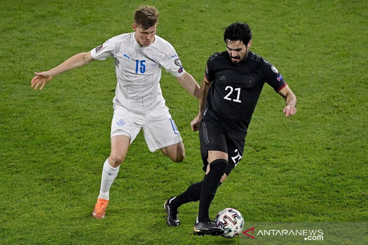 Ilkay Gundogan mengantarkan Jerman melumat Islandia  3-0