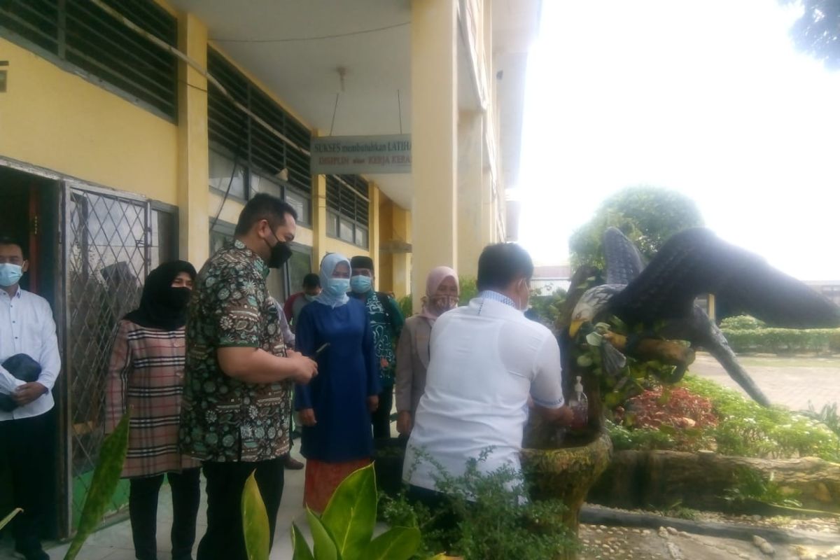 Waka DPRD minta pihak sekolah terapkan prokes yang ketat