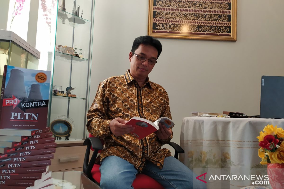 Anggota DEN periode 2014-2019 luncurkan buku 