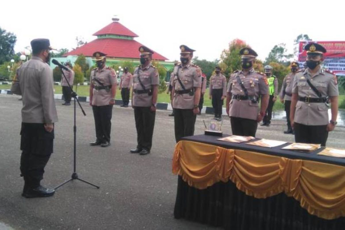 Sejumlah pejabat Polres Gunung Mas dimutasi